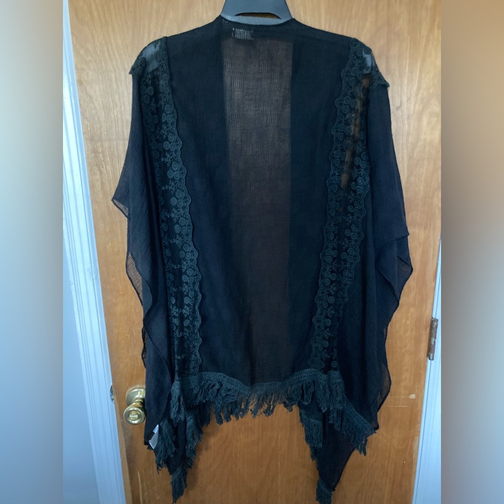 CROP Black Kimono